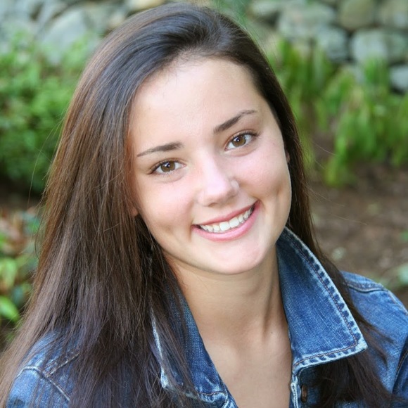 Meet your Posher, Danielle - Picture 1 of 1